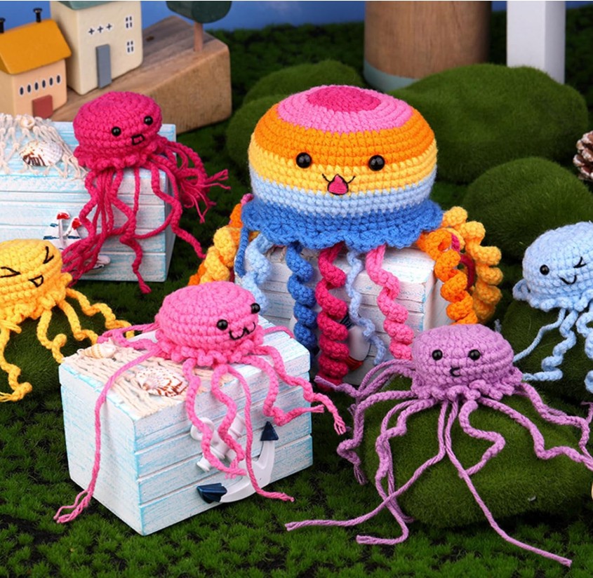 Zestaw do szydełkowania DIY - Kolorowe Meduzy - obrazek 5